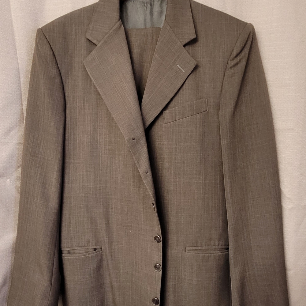 Suit